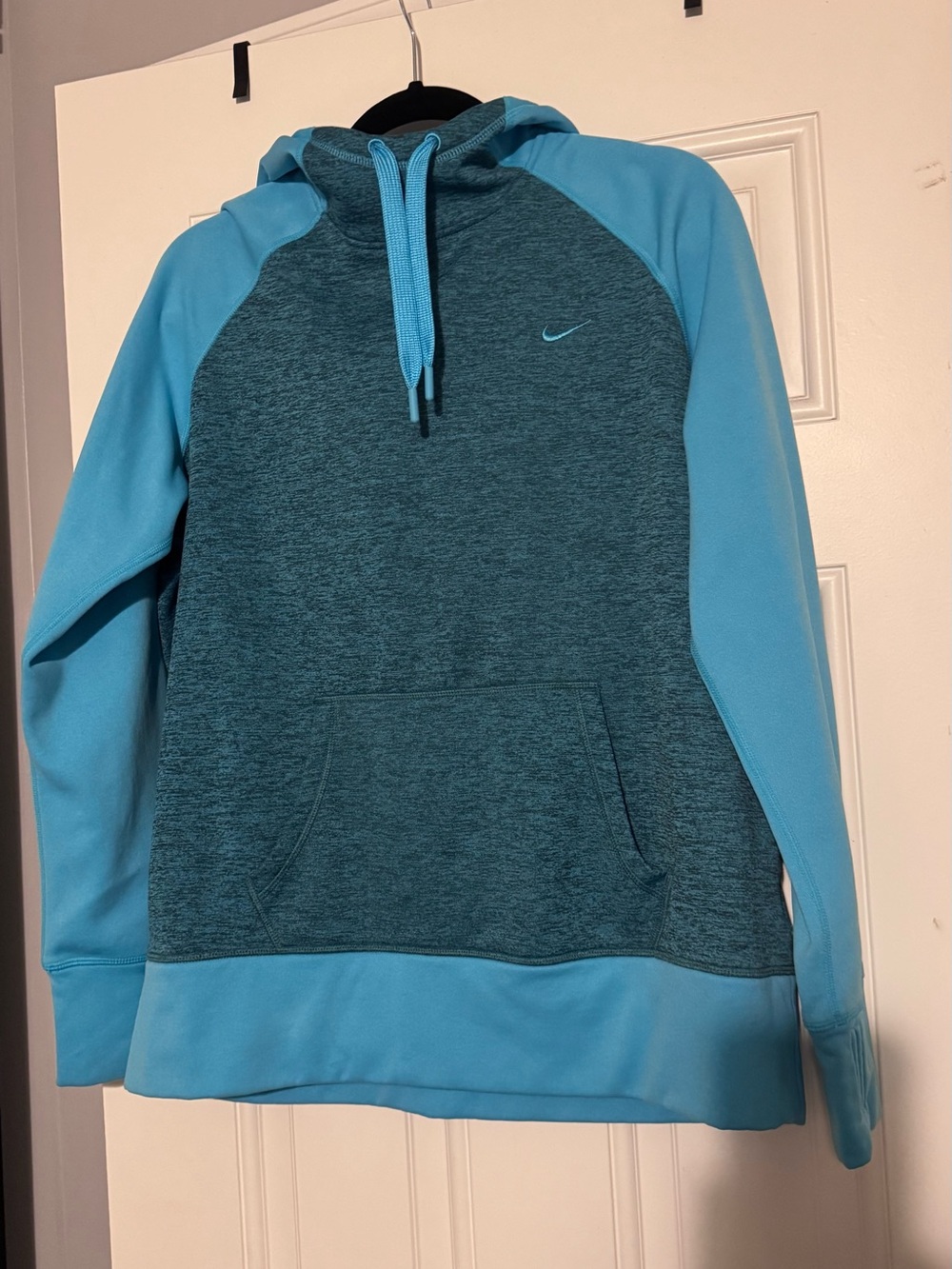 Nike women’s Teal & Light Blue Crewneck Hoodie